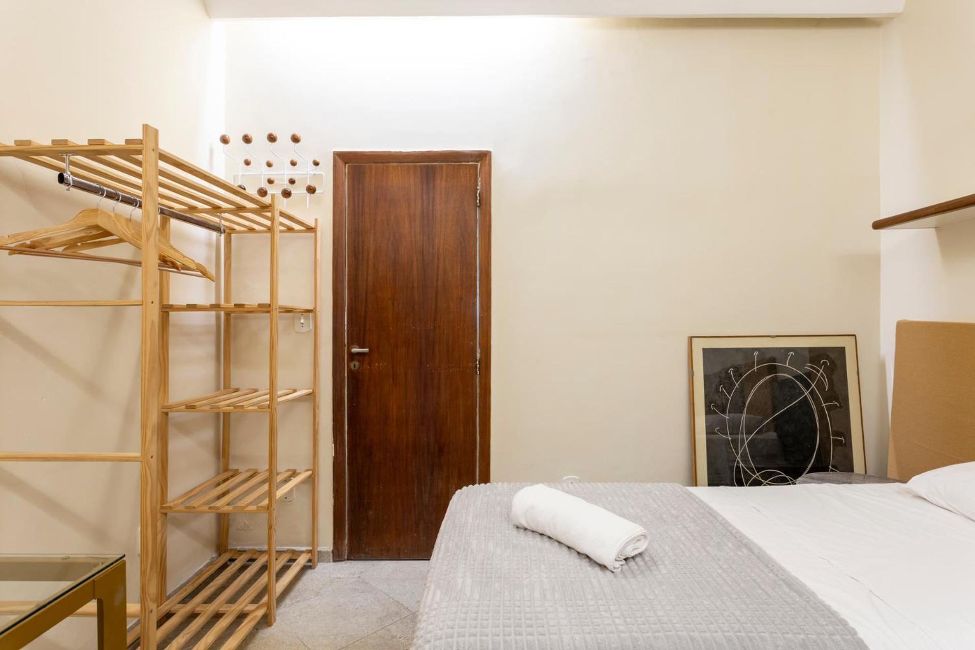 Chez Zany Boutique - Copacabana Hostal *